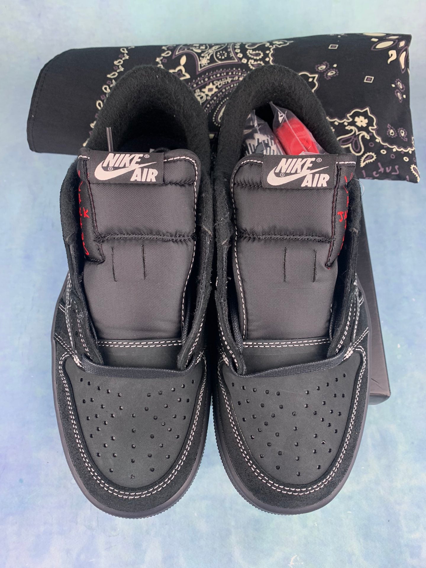 Jordan 1 low Travis Scott " Black Phantom"