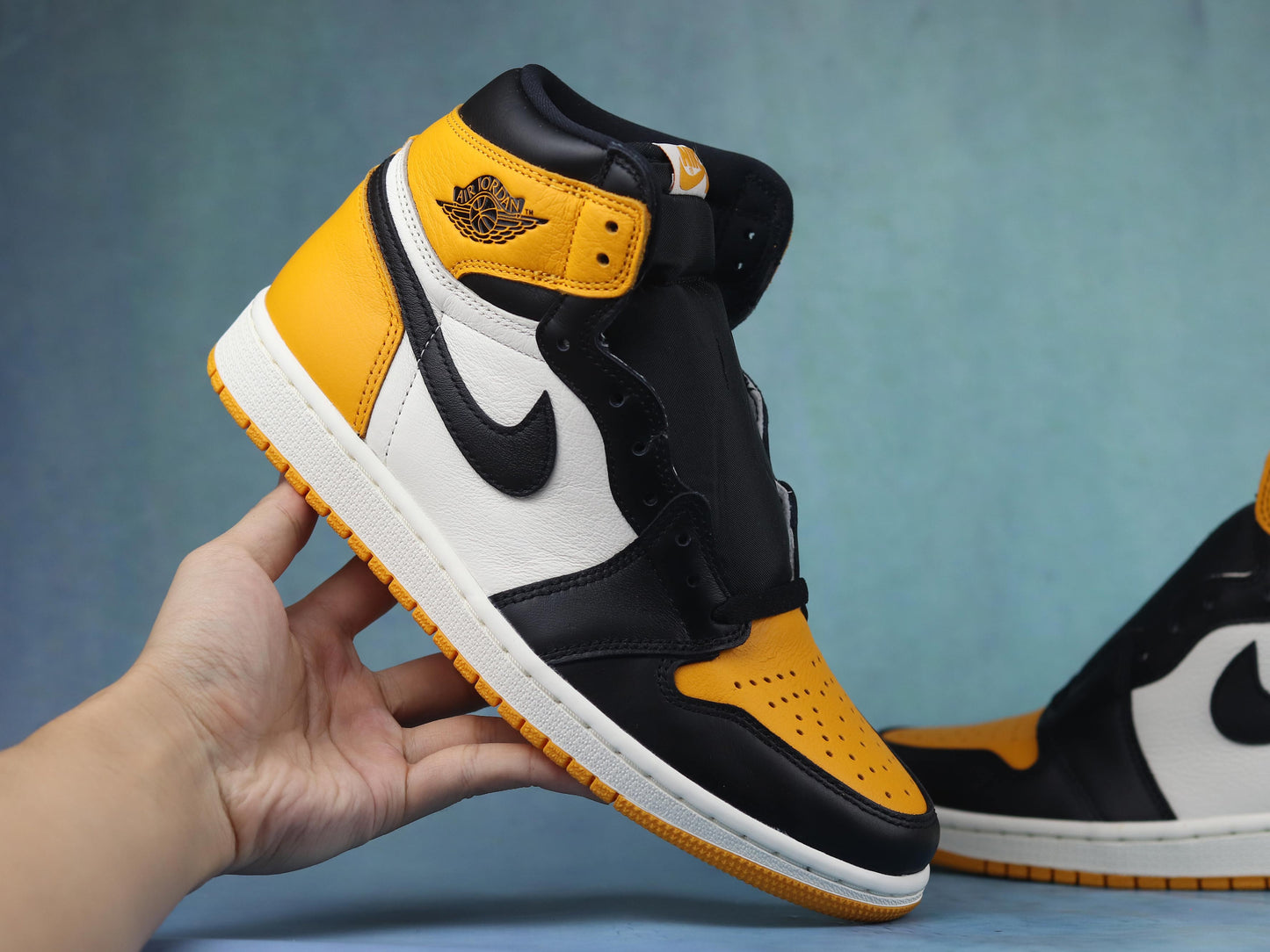 Jordan 1 High "Taxi"