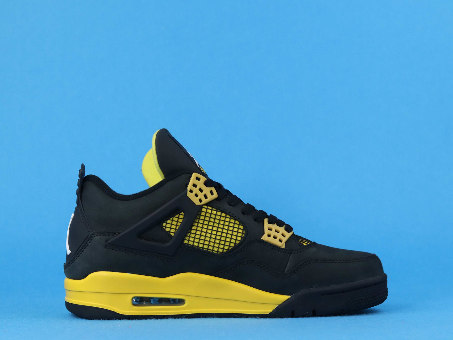 Jordan 4 "Thunder"