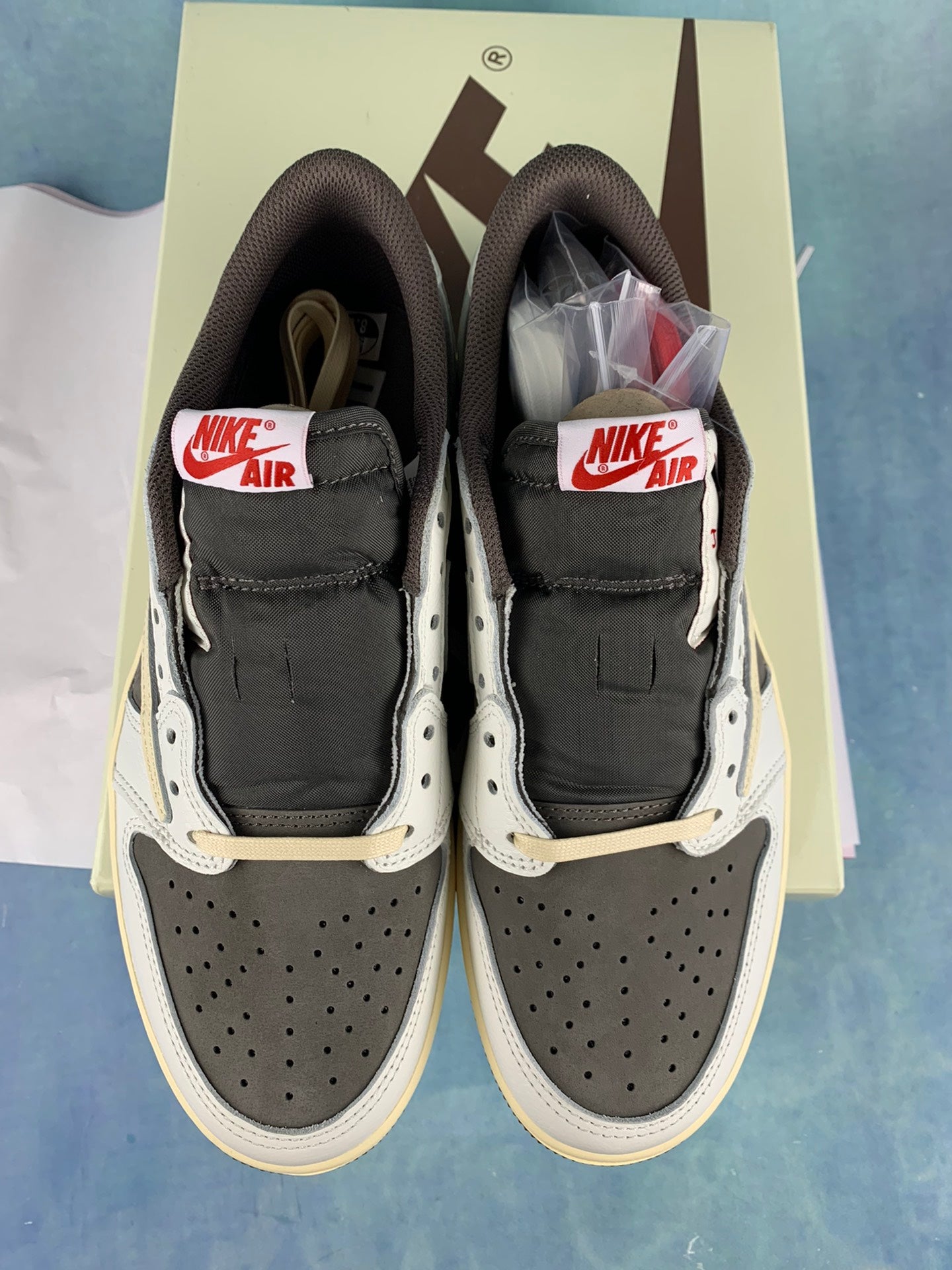 Jordan 1 low Travis Scott "Reverse Mocha"