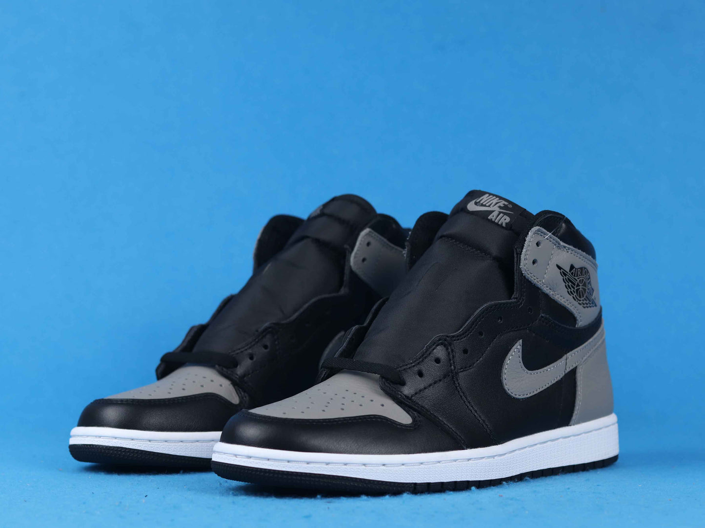 Jordan 1 High "Shadow"