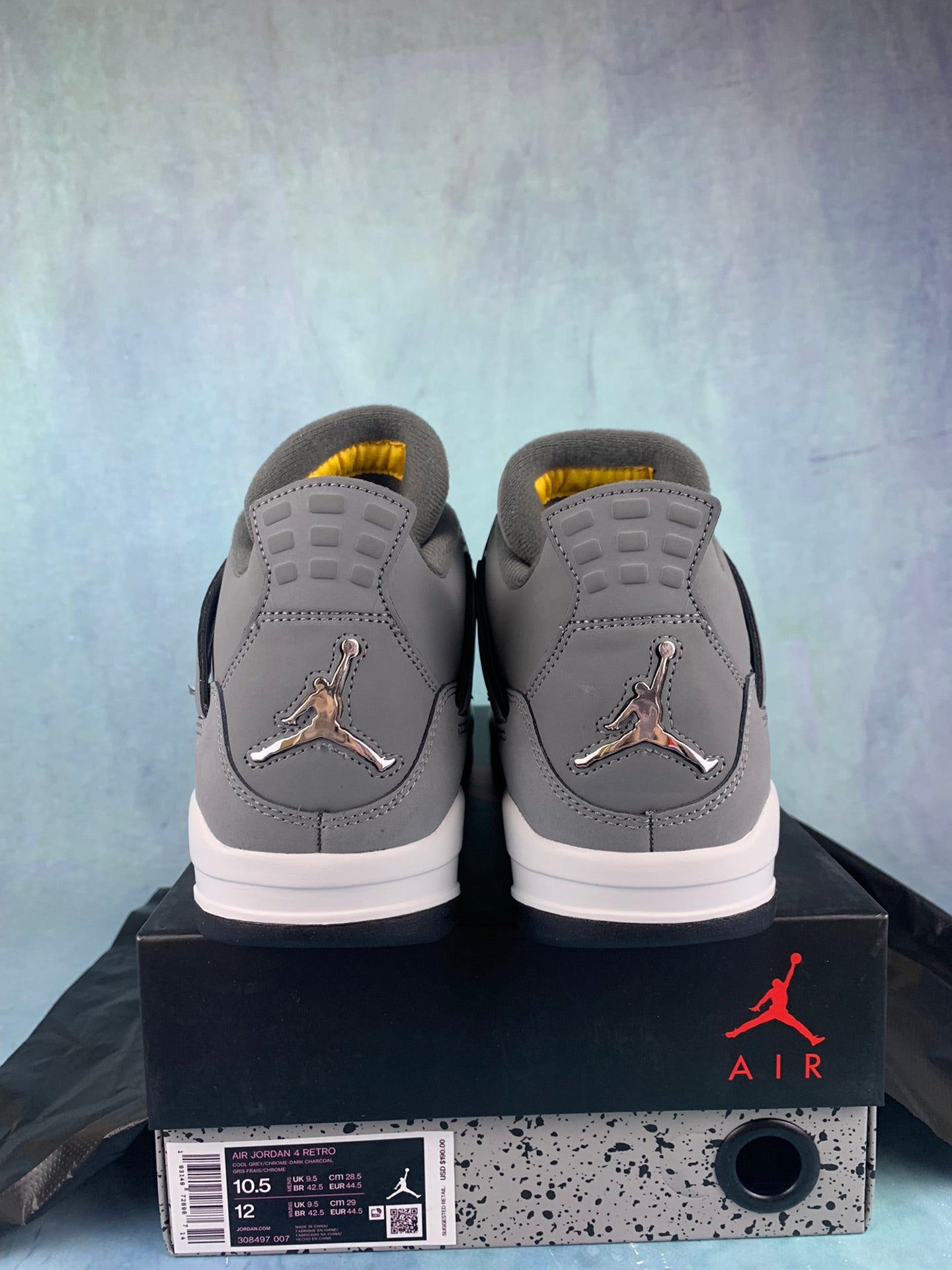 Jordan 4 "Cool Grey"