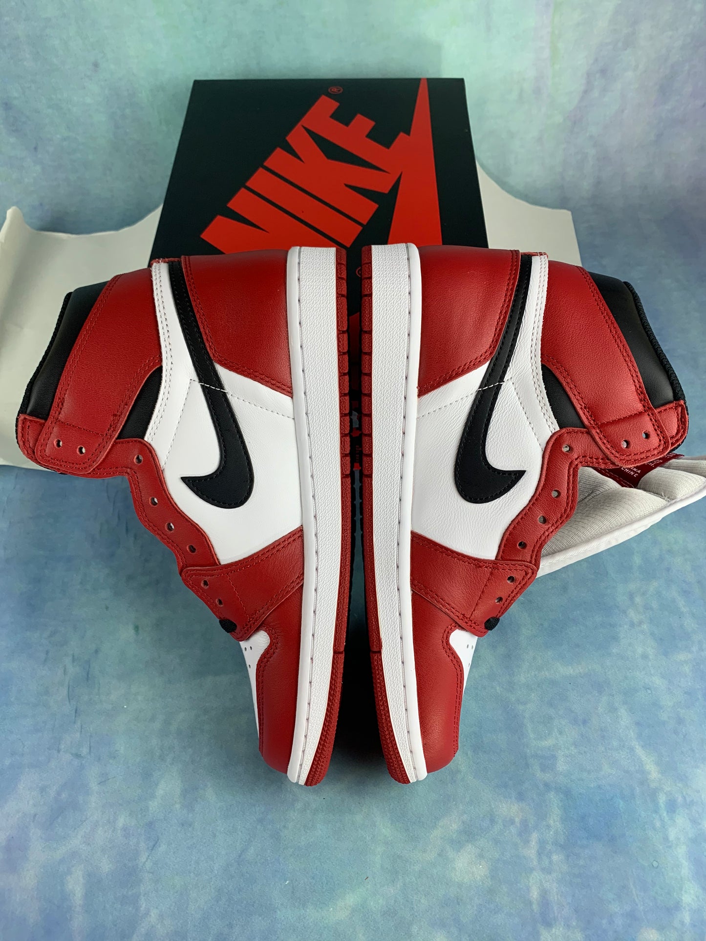 Jordan 1 High "Chicago"