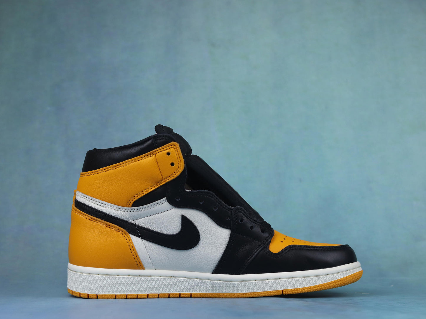 Jordan 1 High "Taxi"