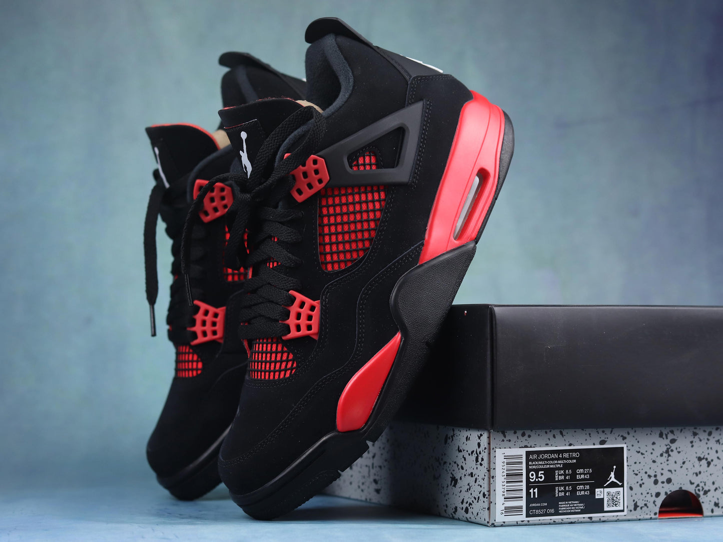 Jordan 4 "Red Thunder"