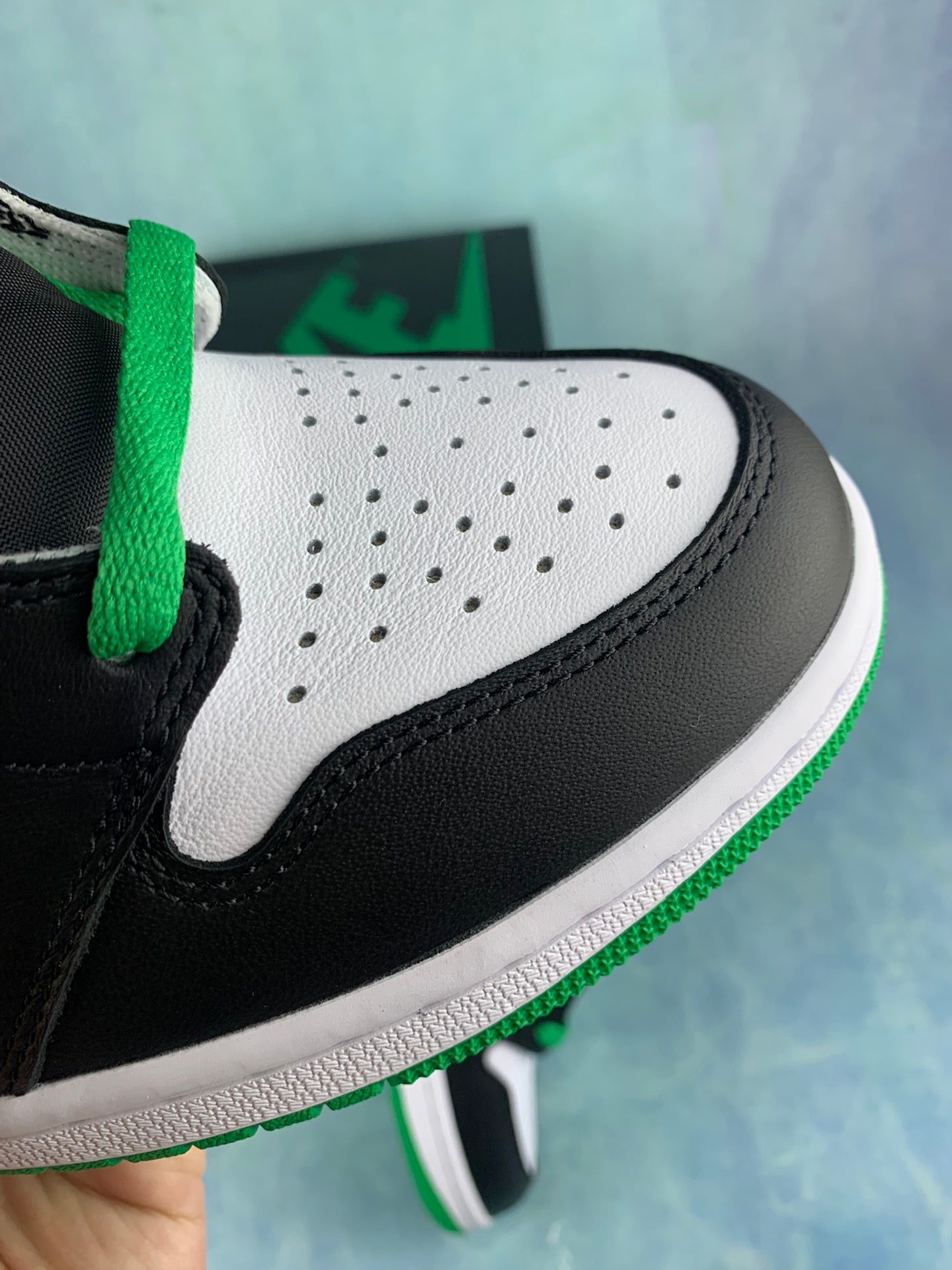 Jordan 1 High "Lucky Green"