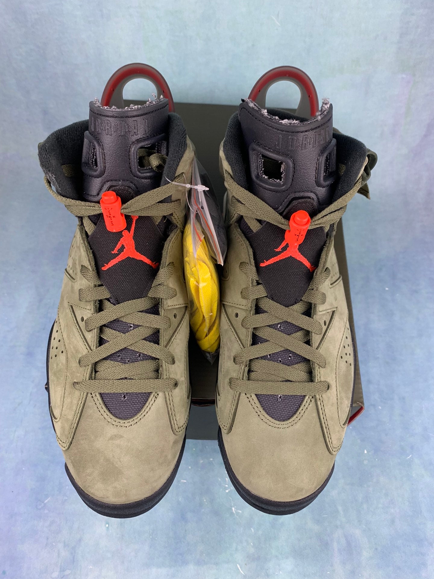 Jordan 6 Travis Scott